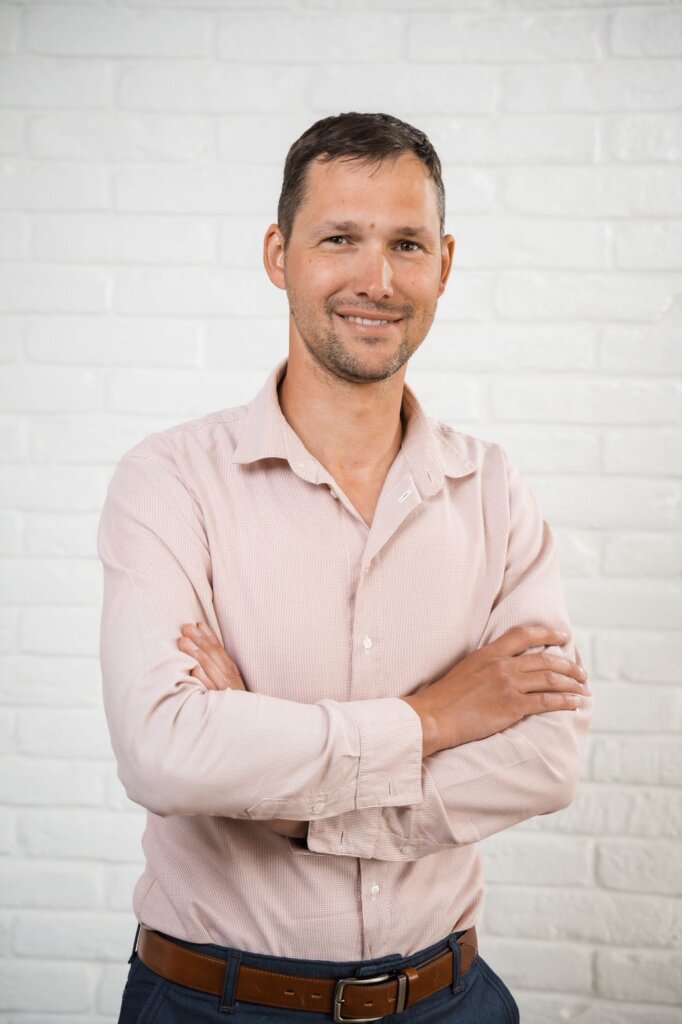 Martin Reš, DiS